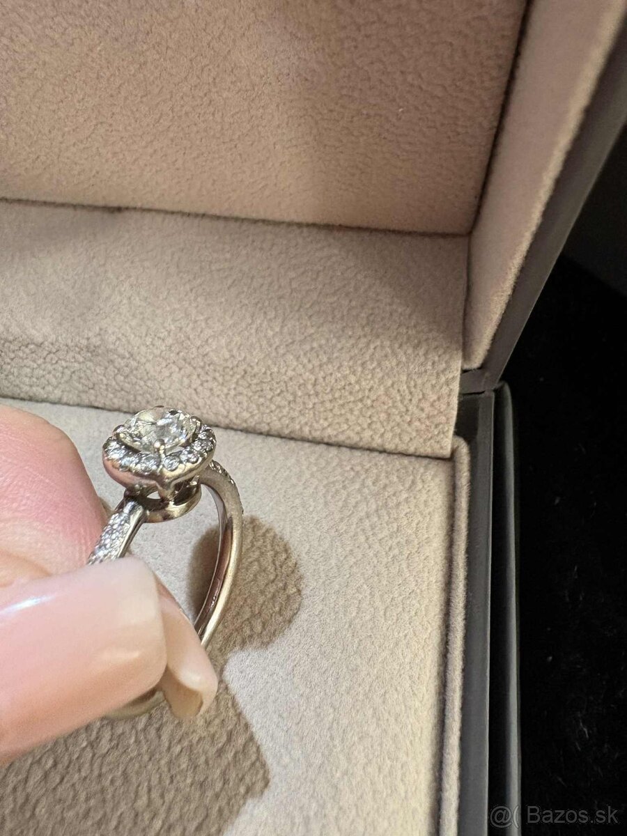 Luxusný prsteň z 18-karátového zlata s briliantmi - 2