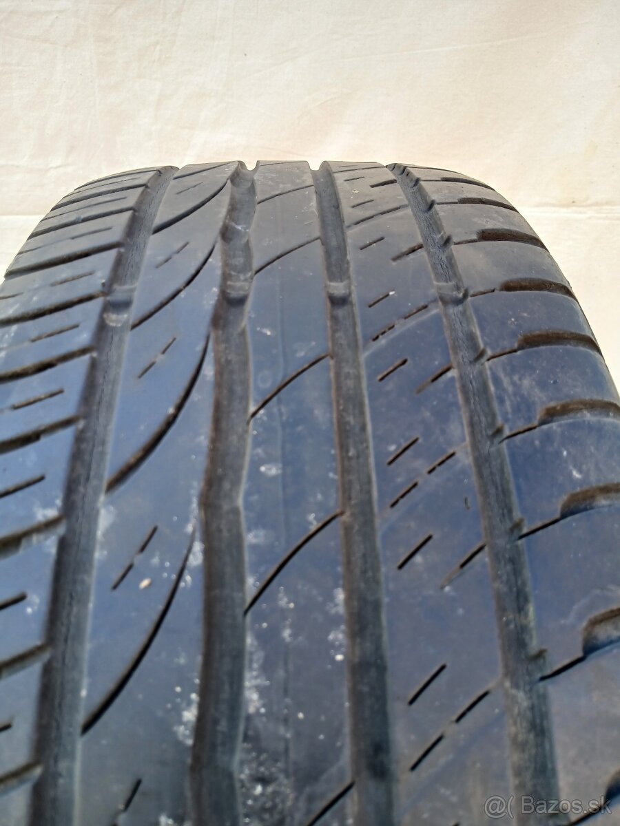 Predám pneumatiku - 2