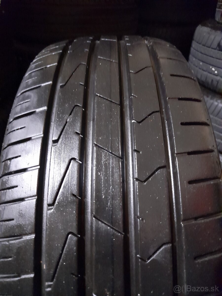 195/45 R16 - 2