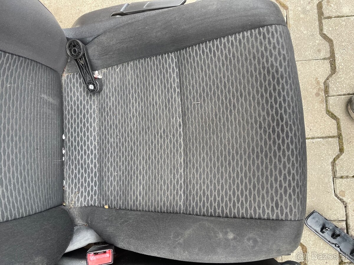 Passat b6 sedačky - 2