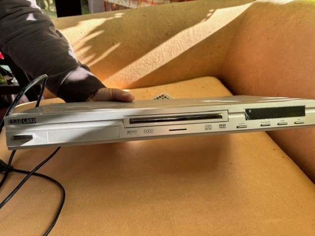 DVD prehrávač + diaľkový ovládač - 2