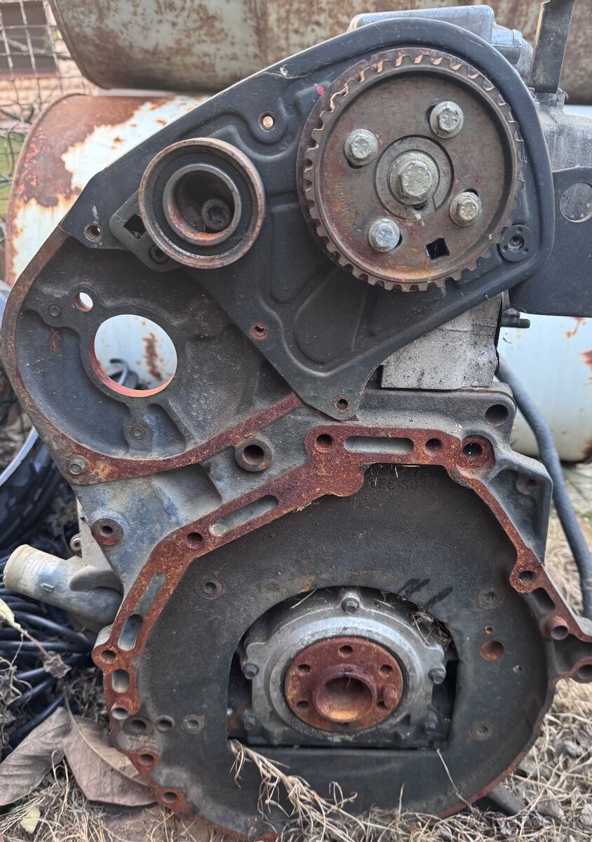 Motor Land Rover Freelander - 2