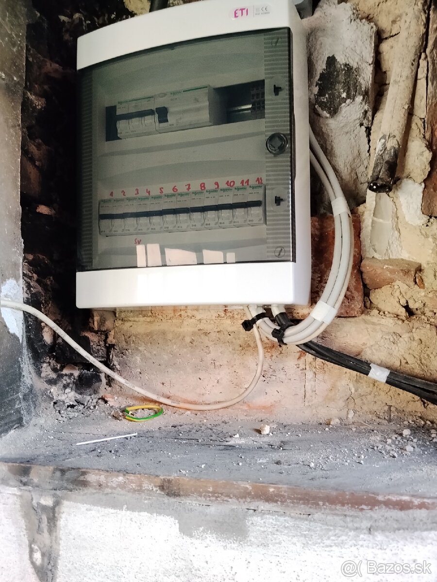 Elektrikár, Elektrikárske služby - 2