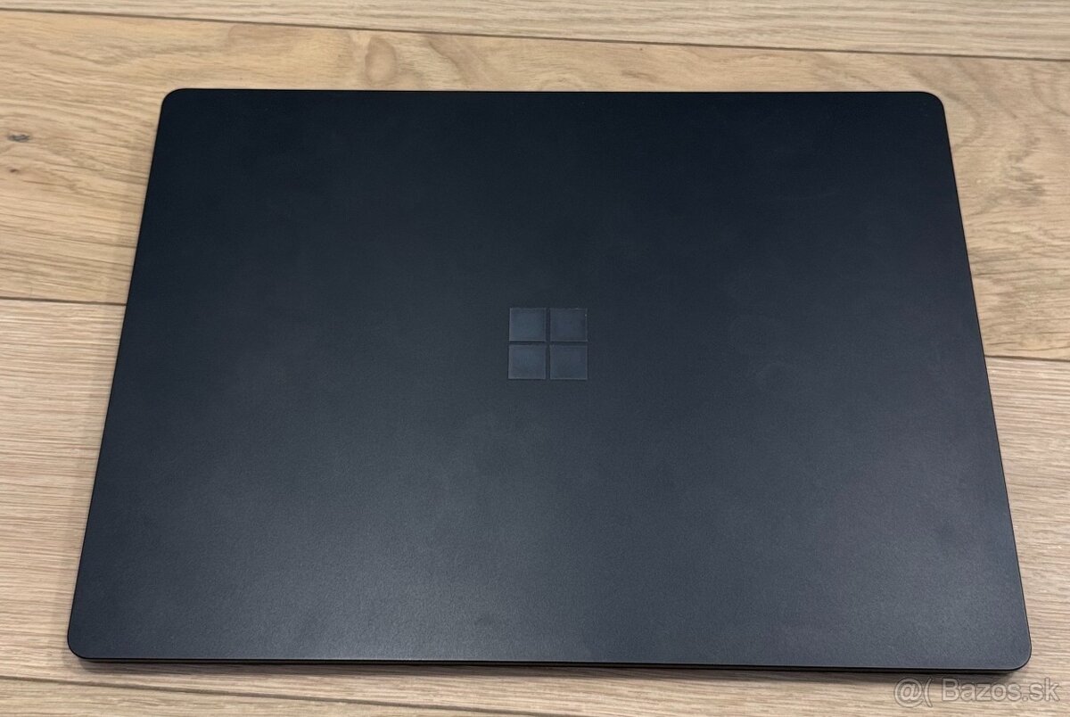 Microsoft Surface Laptop 5, 32GB RAM, 500GB SSD, Core i7 - 2