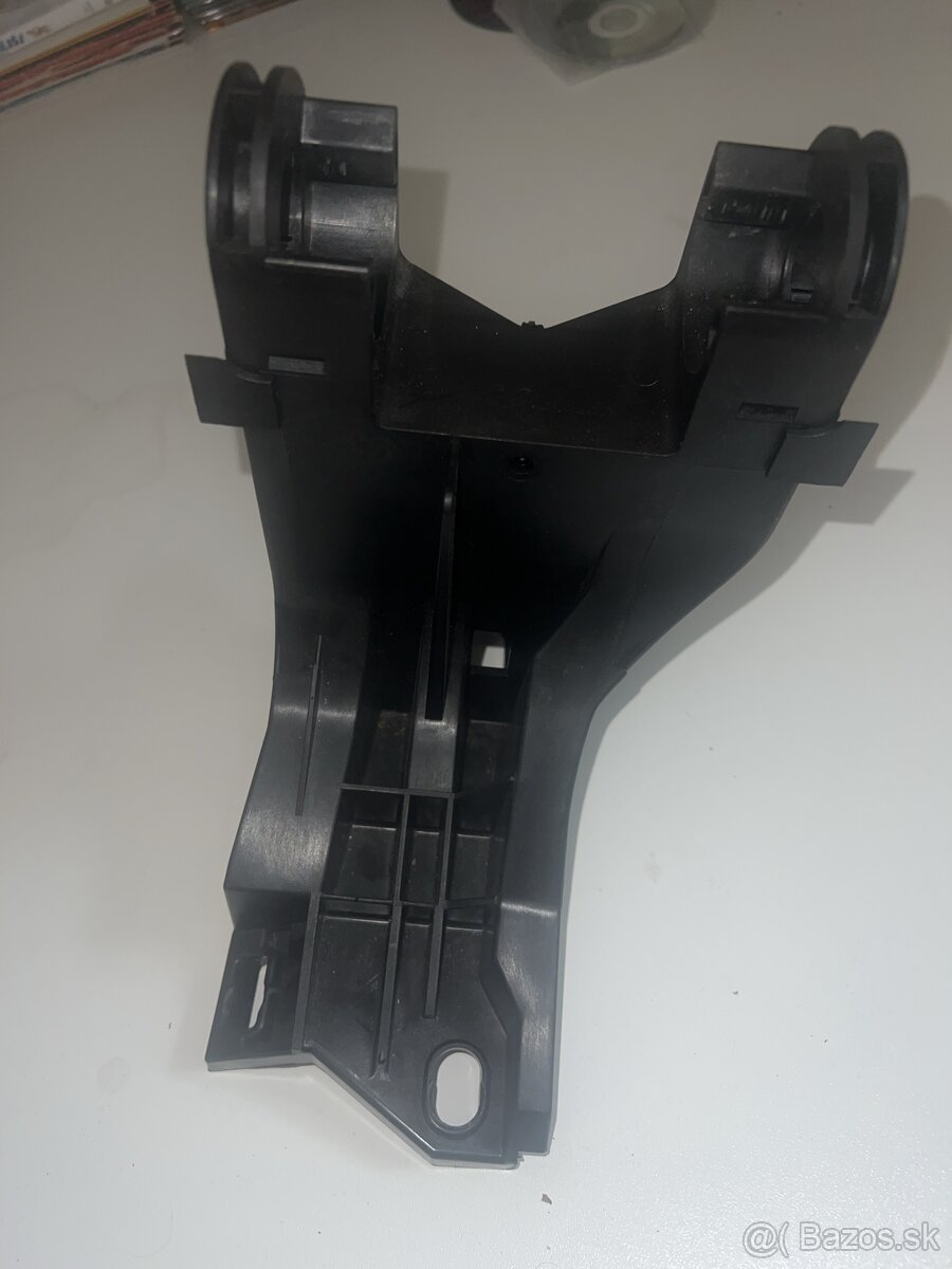 Držiak laktovej opierky bmw e46 - 2