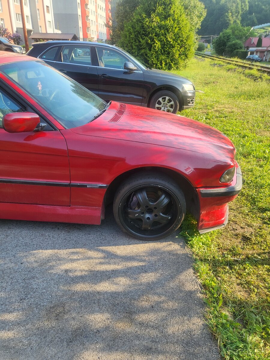 Predám pneu 235/45 R18 - 2