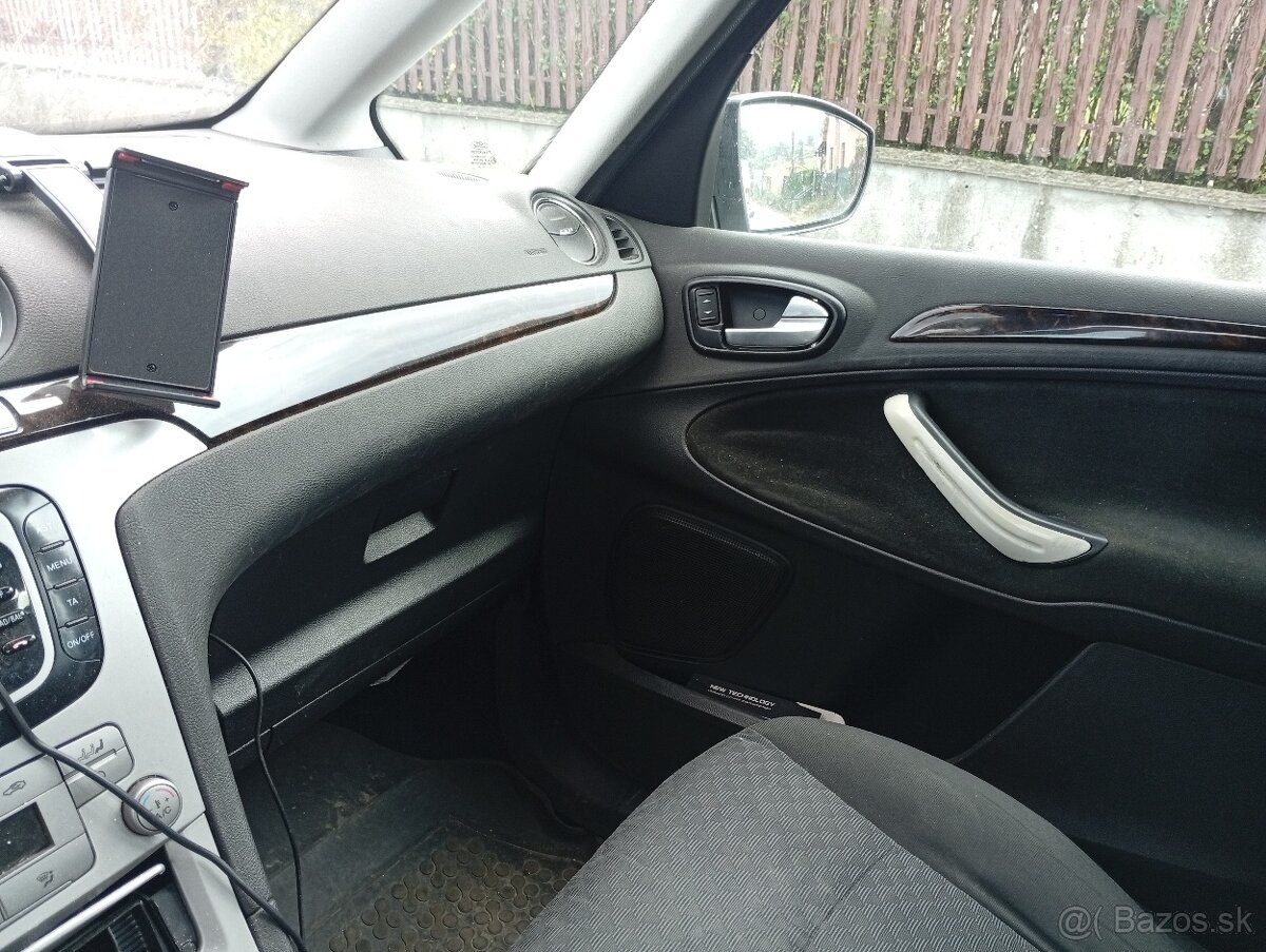 Predám Ford Galaxy - 2