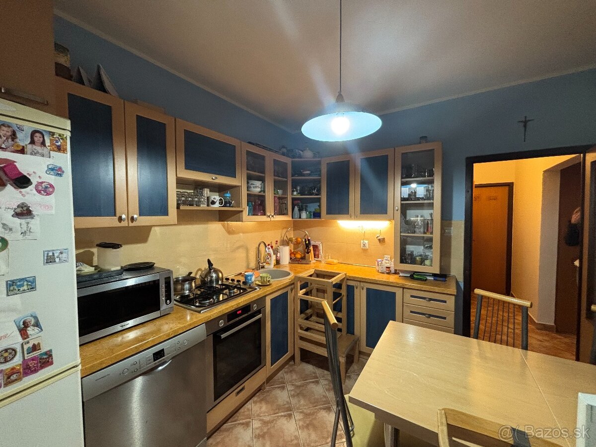 3-izbový byt s loggiou - 2