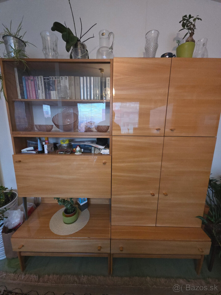 Predám retro obývaciu stenu - 2