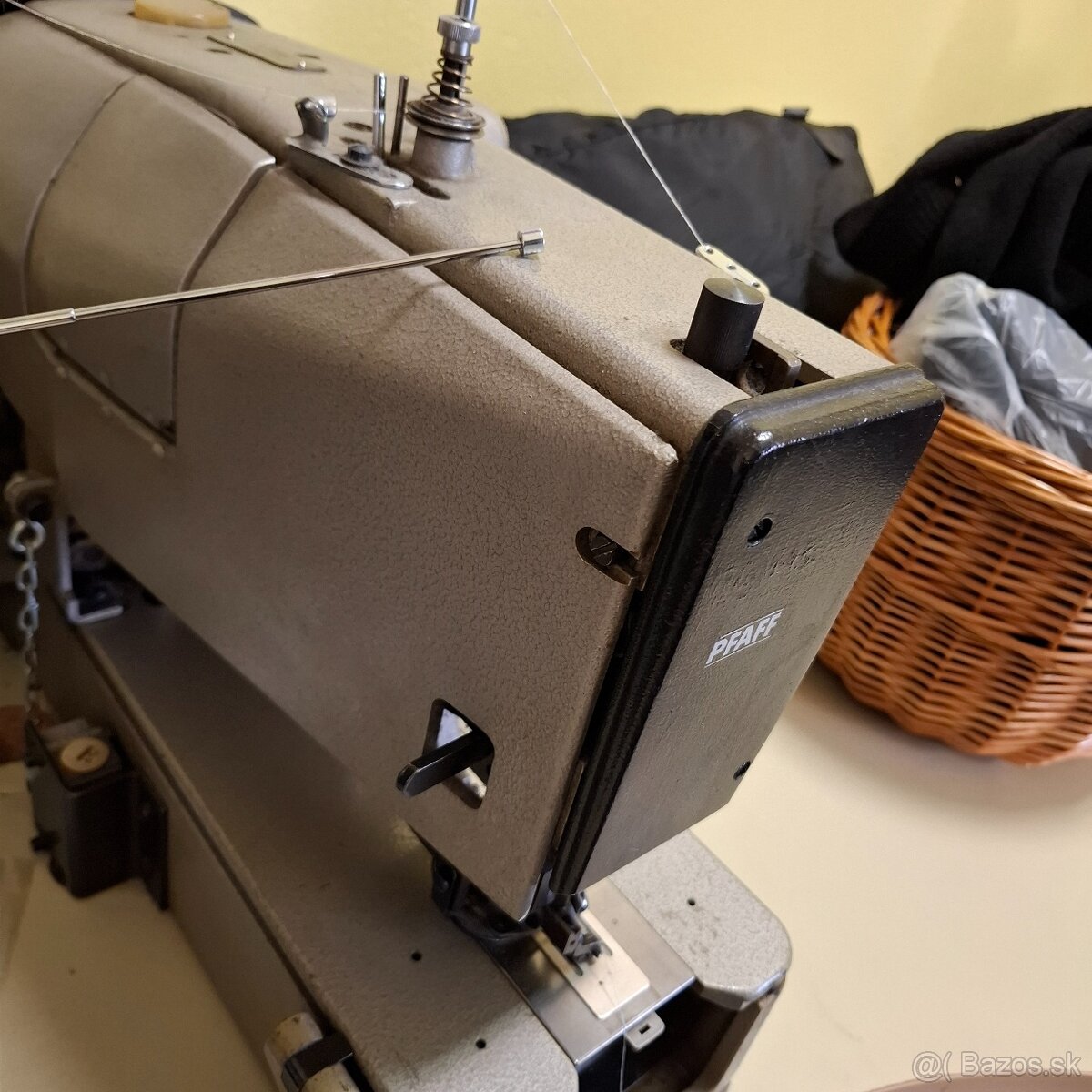 Dierkovac gombikov - 2