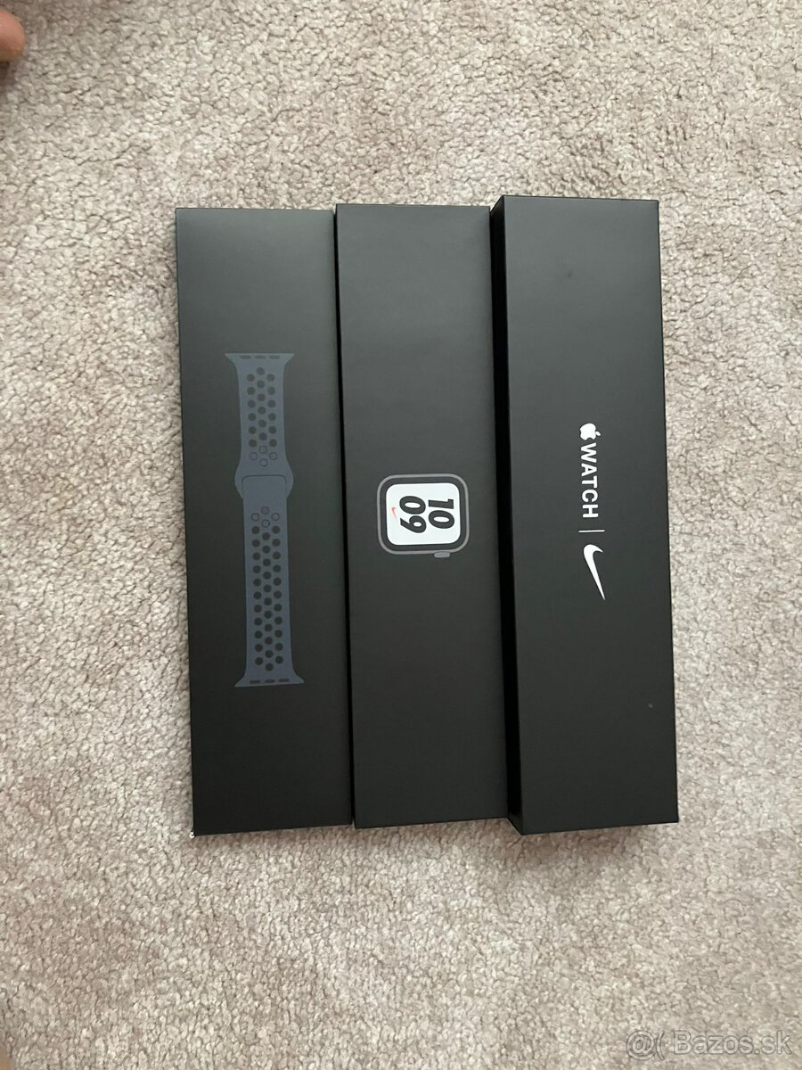 Apple watch SE 2022 x Nike - 2