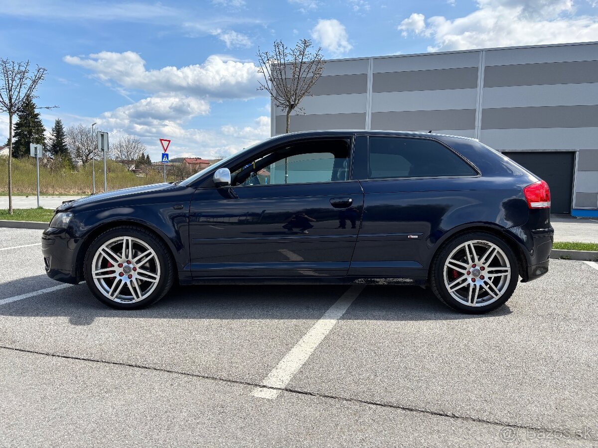 Predám Audi A3 8P 2.0TDI S-Line DSG - 2