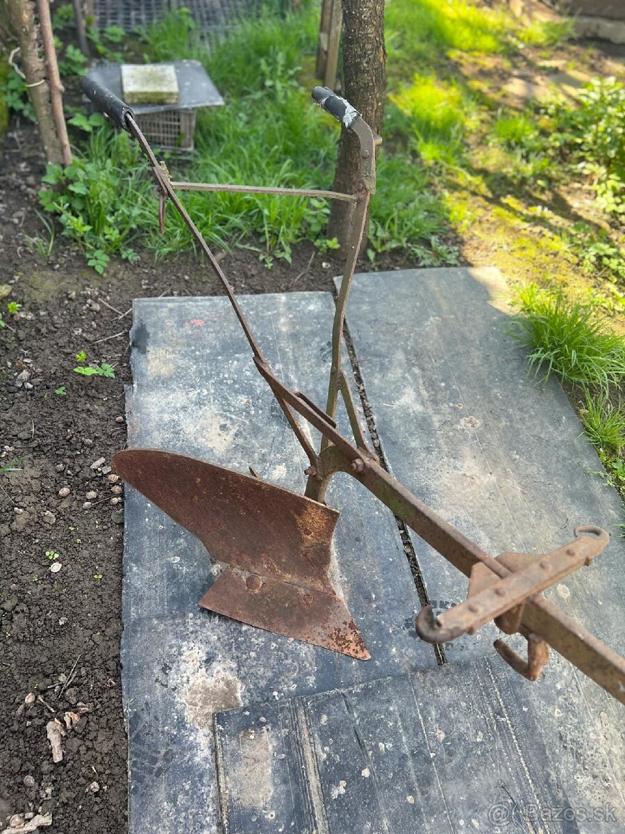 Koňský pluh a kypriaci valec - 2