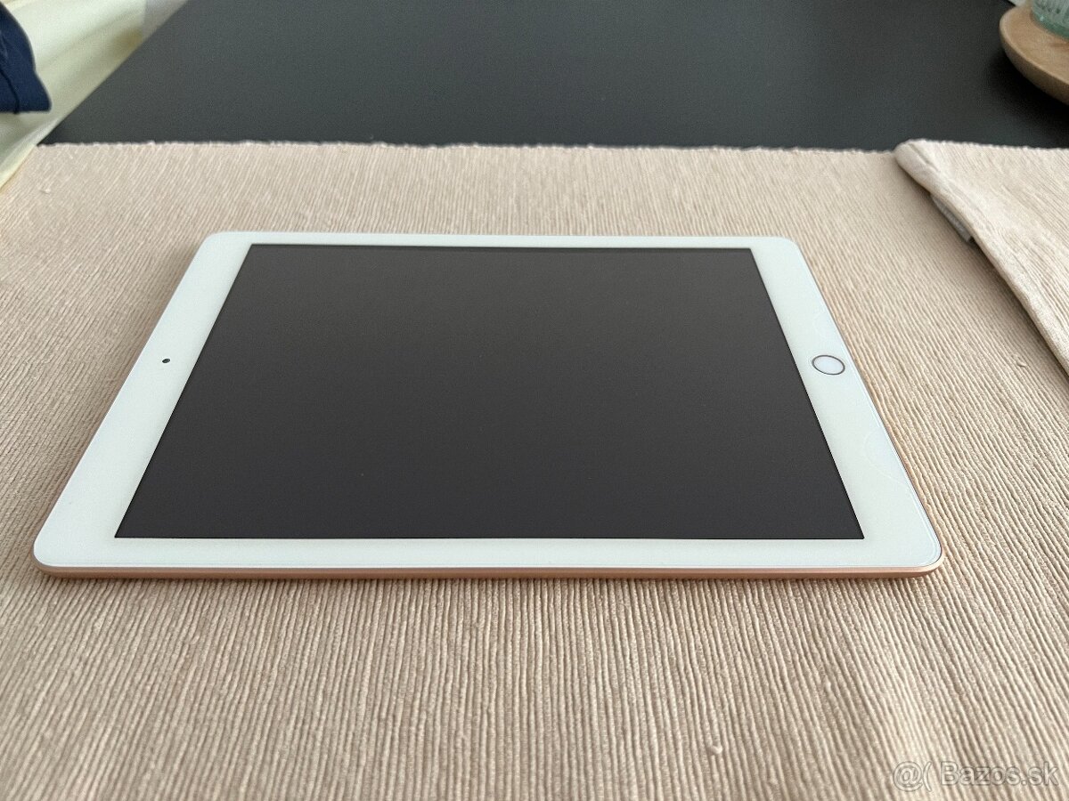 Apple (6th generation) Wi-Fi - 2