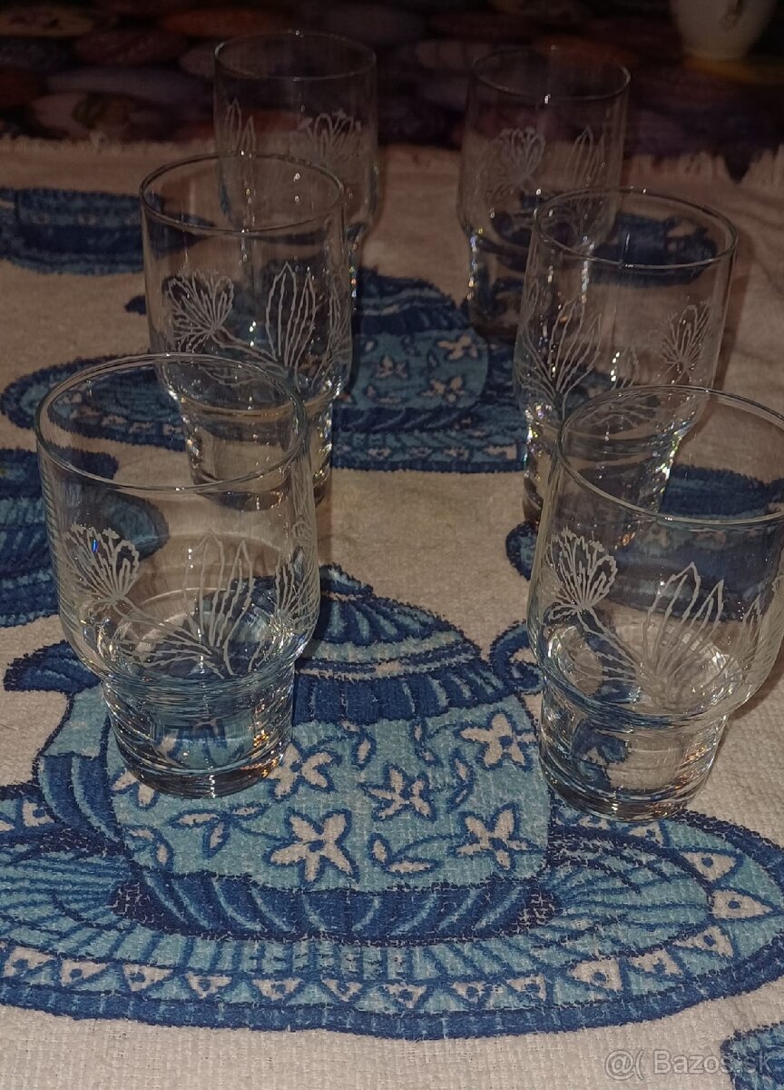 Staré retro poháriki na vínko. Decáčiky - 2