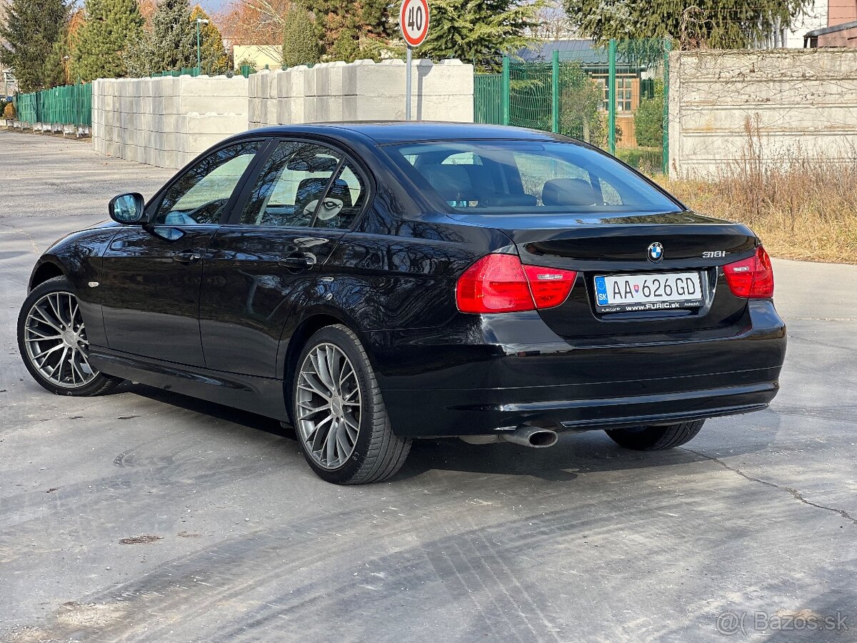 BMW Rad 3 2.0i 105kW • E90 • Facelift - 2