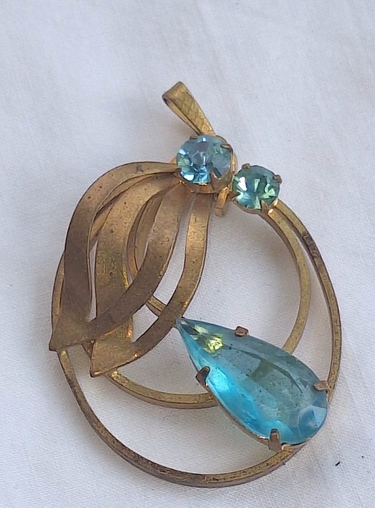 STARÝ PRÍVESOK - 2