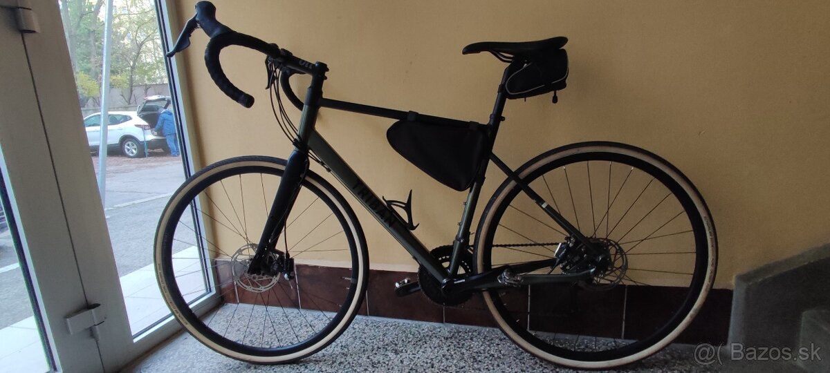 Triban Gravel RC520 - 2