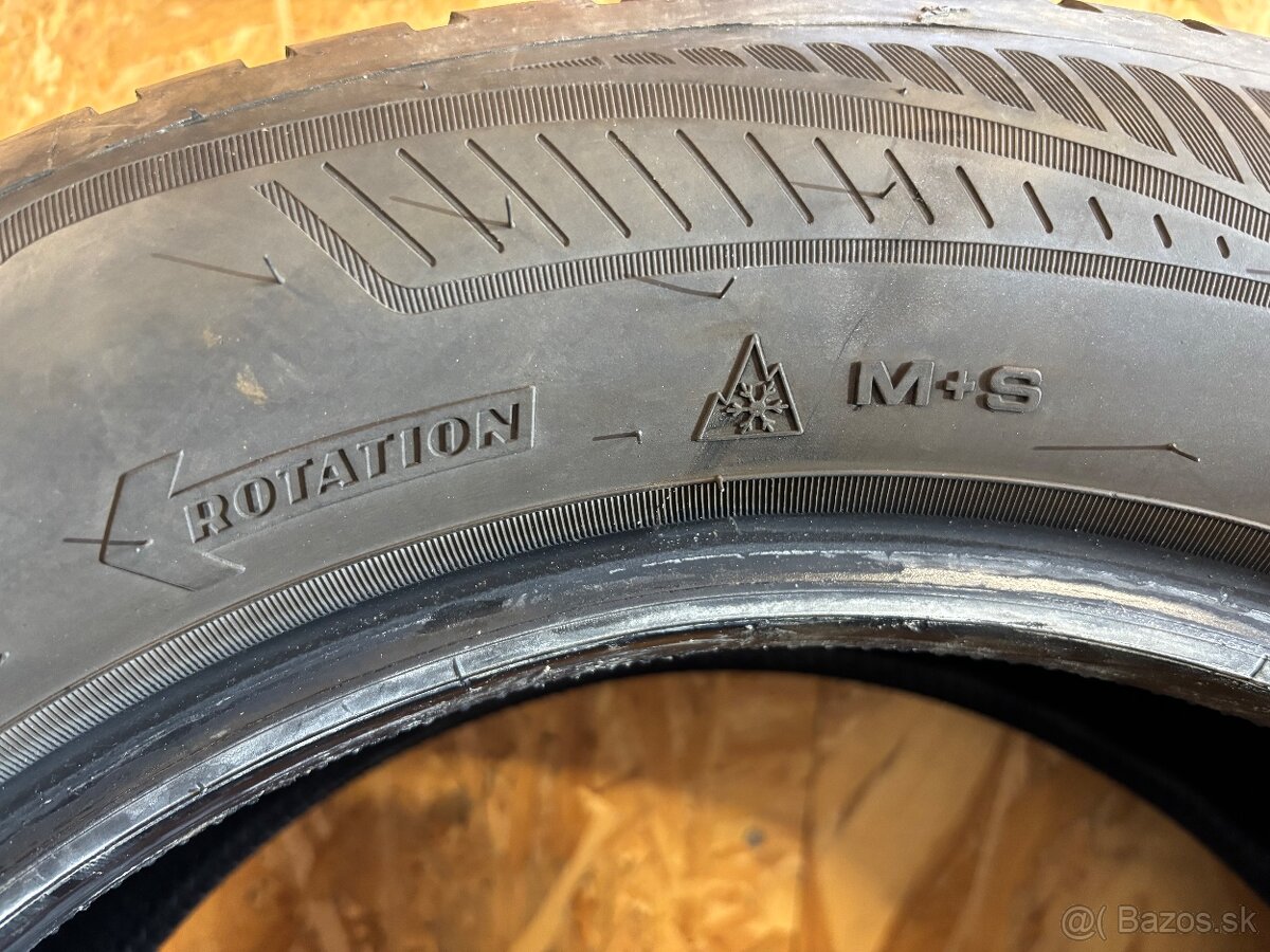 Pneumatiky Goodyear 215/60 r17 - 2