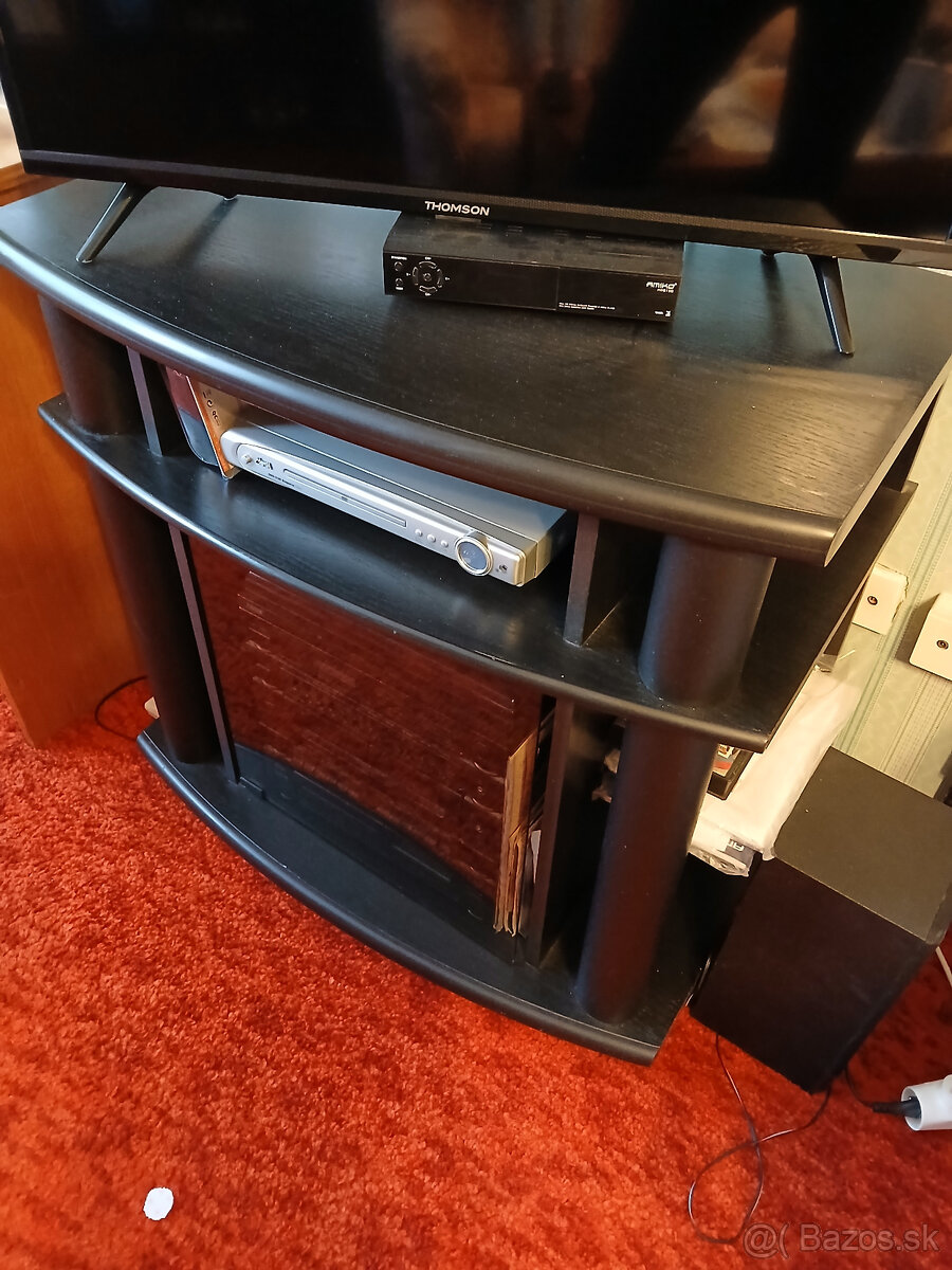 TV stolík - 2