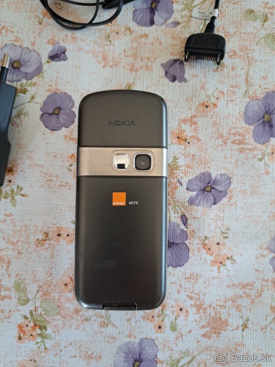 Mobil Nokia 6070 - 2