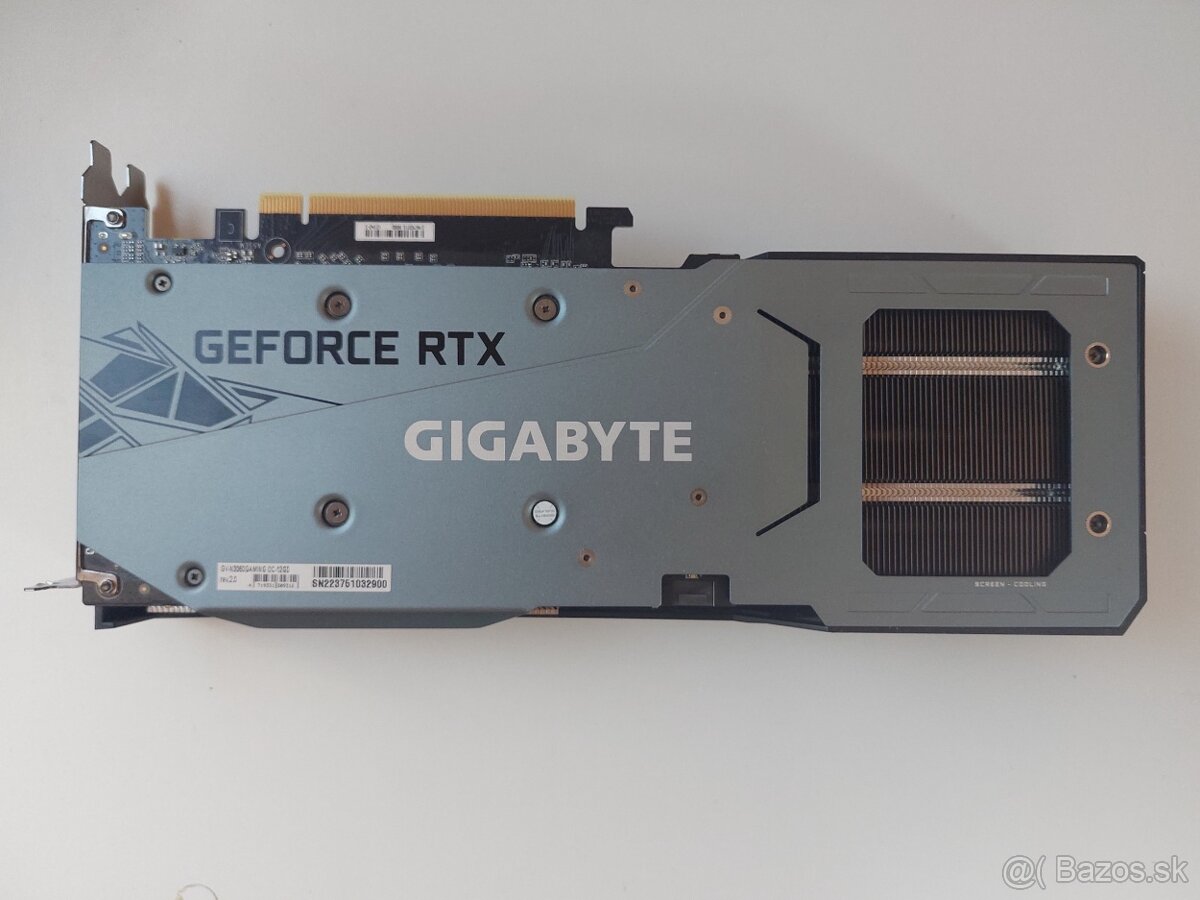 GIGABYTE GeForce RTX 3060 GAMING OC 12G - 2