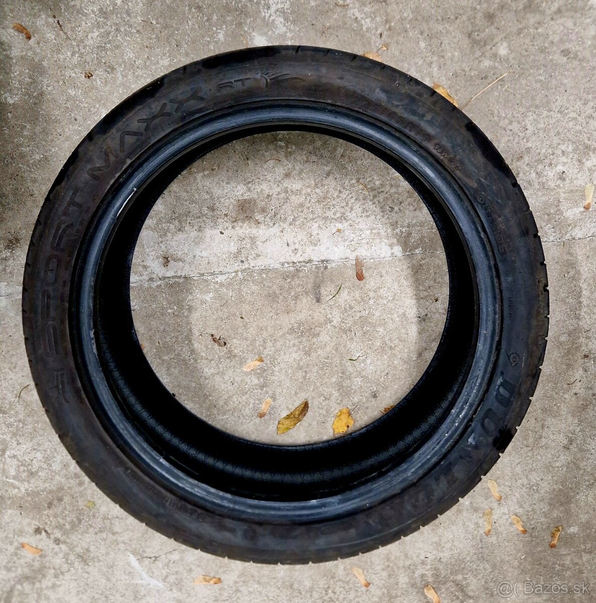 225/45r19 Dunlop SportMaxx - 2
