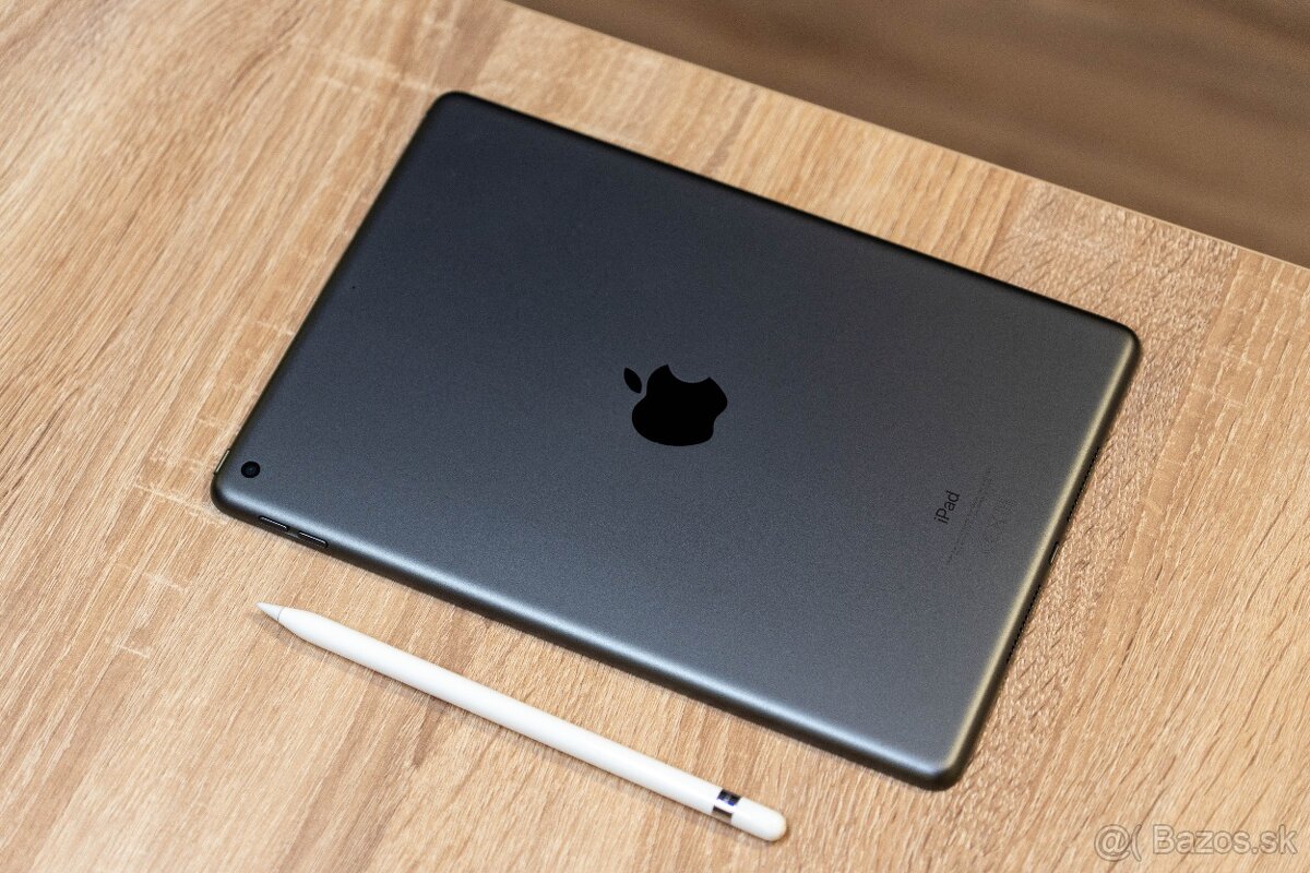 Tablet iPad 10.2 64 GB WiFi Vesmírne Sivý 2021 - 2