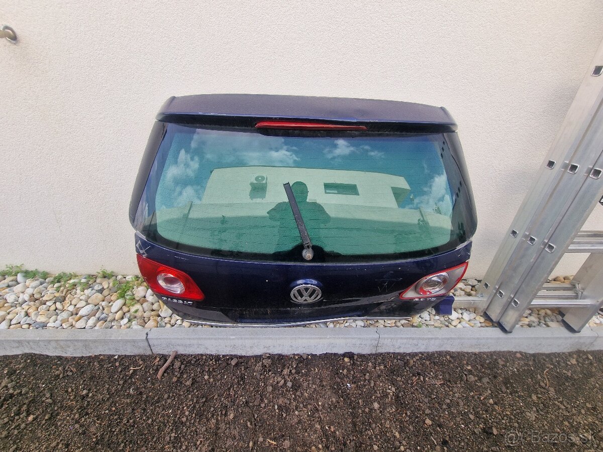 kufrové dvere Volkswagen b6 - 2