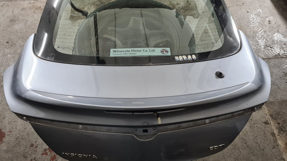 Kufrové dvere opel insignia hatchback 2008 zadne prave dvere - 2