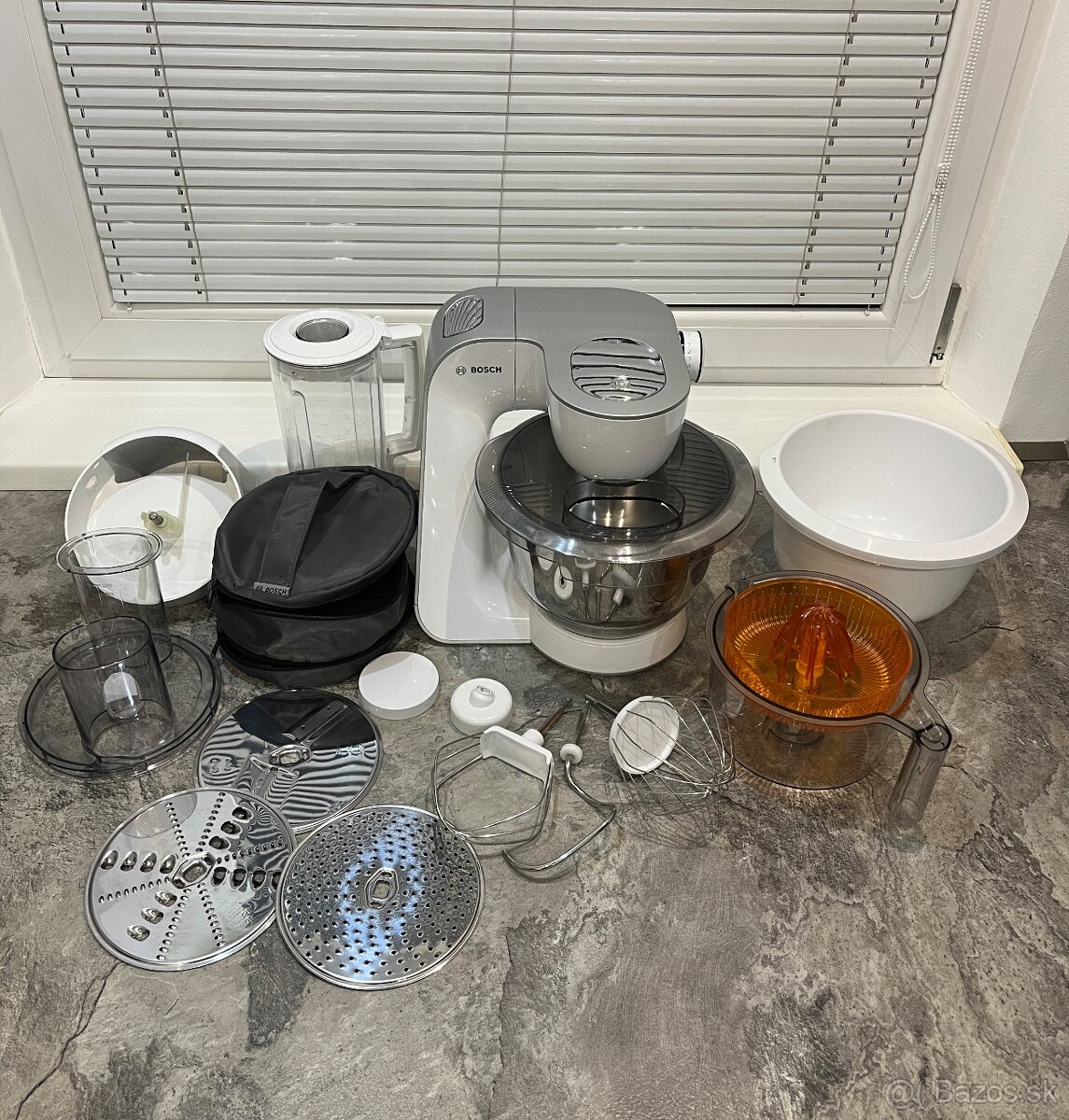 Bosch MUM 58243 1000W kuchynský robot - 2