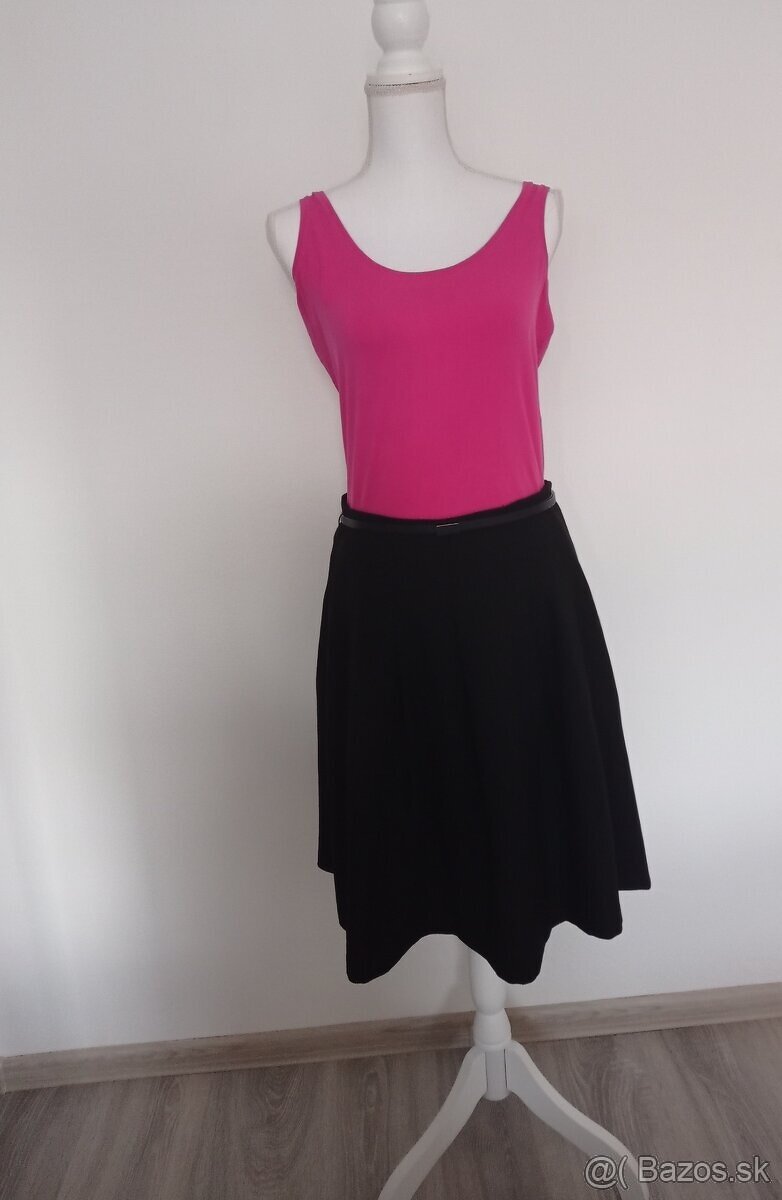 čierna sukňa, biela blúzka, čierna blúzka, tričko s čipkou - 2