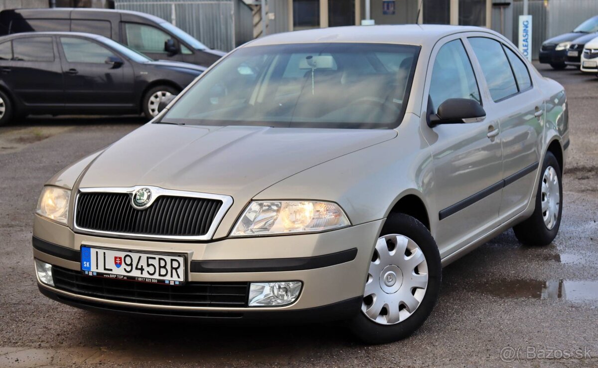 Škoda Octavia 1.6 Ambiente - 2
