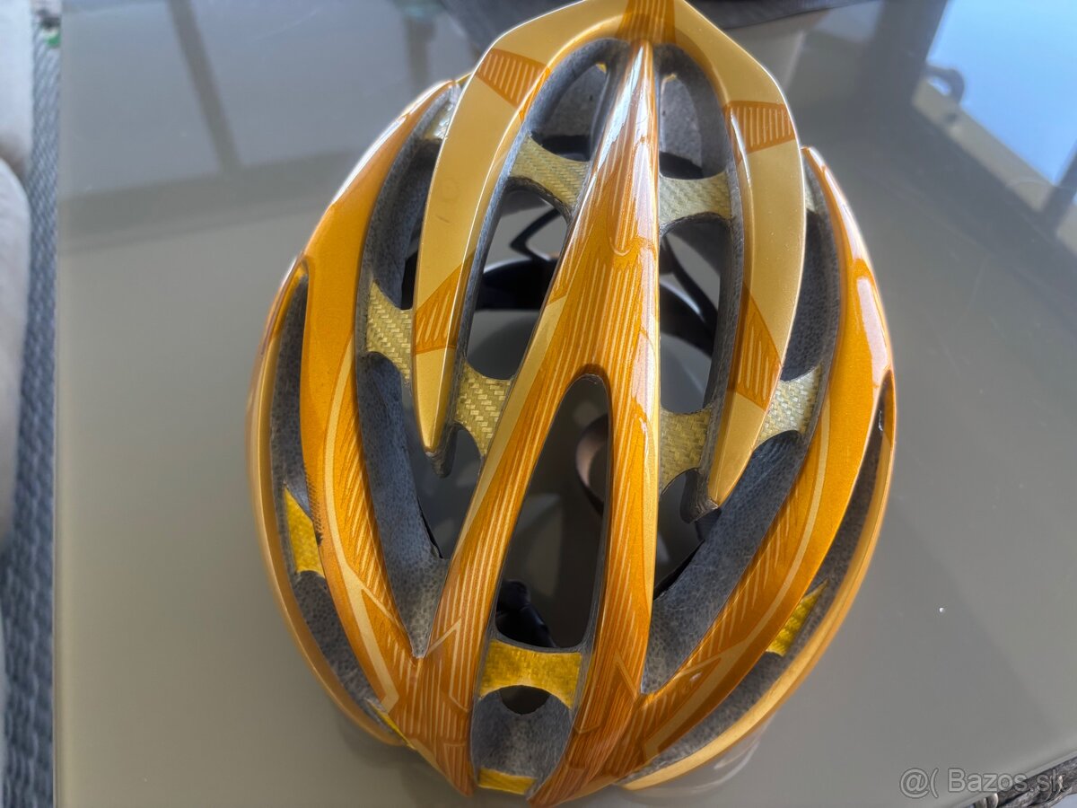 Cyklisticka prilba - 2