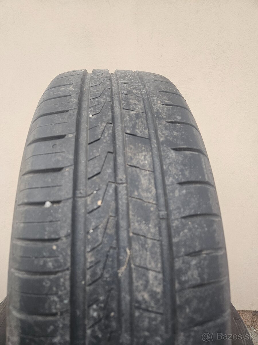 🛞 4 ks letné pneumatiky 📏 195/65 R15 - 2
