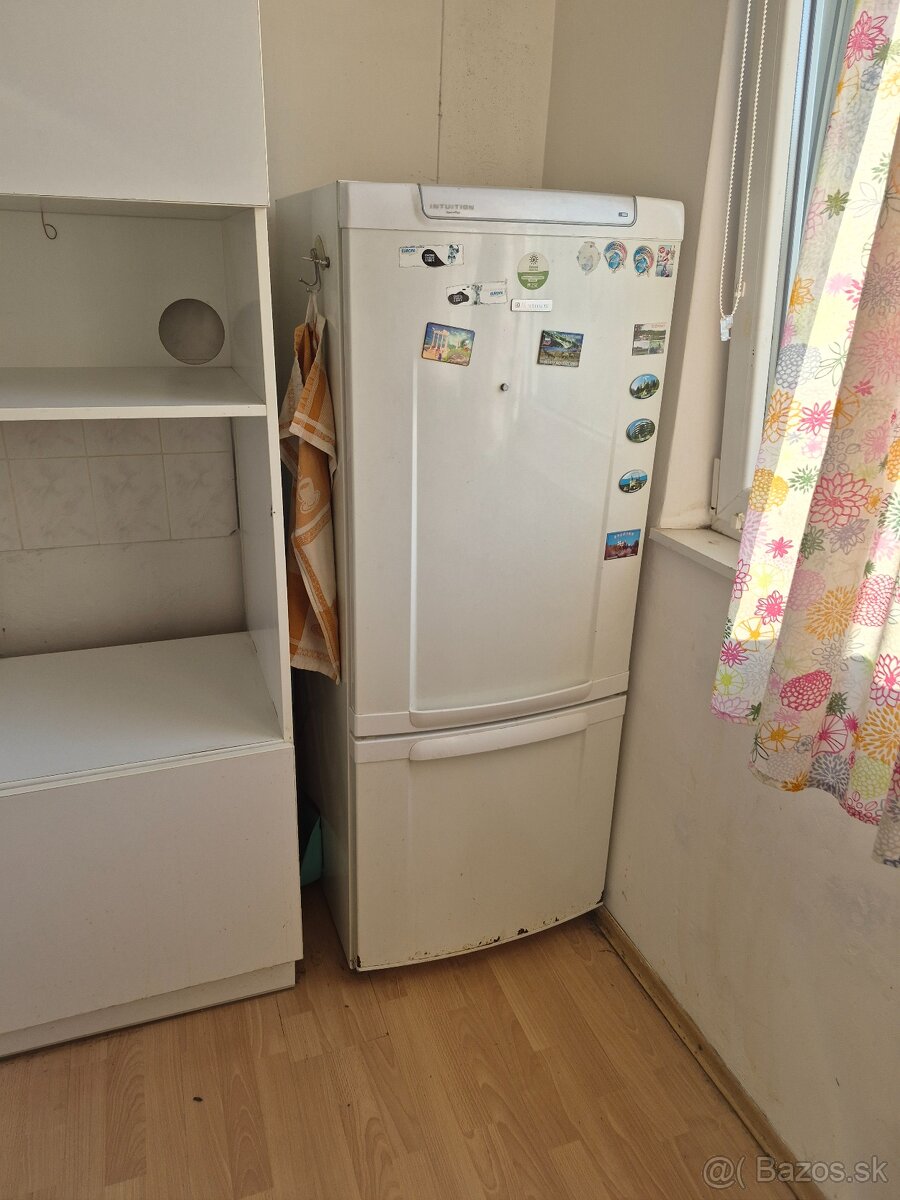 Starší nábytok - 2