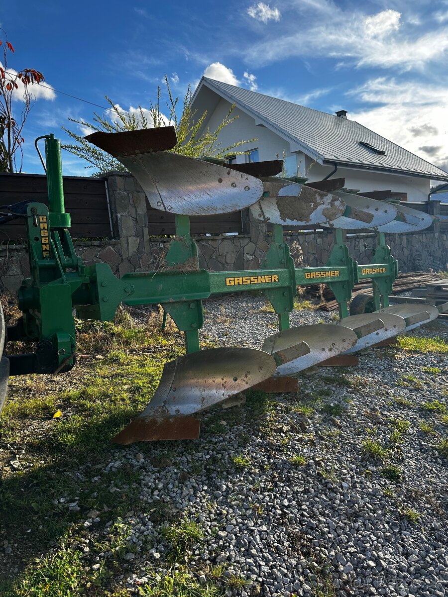 Poľnohospodárske stroje - 2