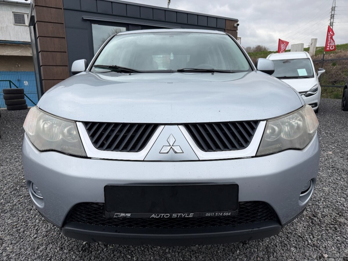 Mitsubishi Outlander 2.0 DI-D Instyle 4×4 - 2
