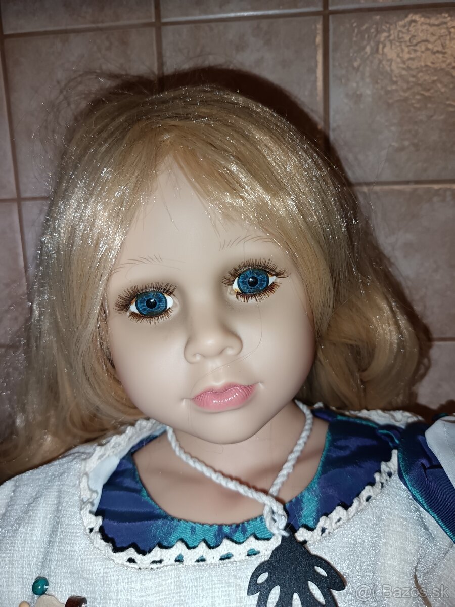 Vinilová bábika. - 2