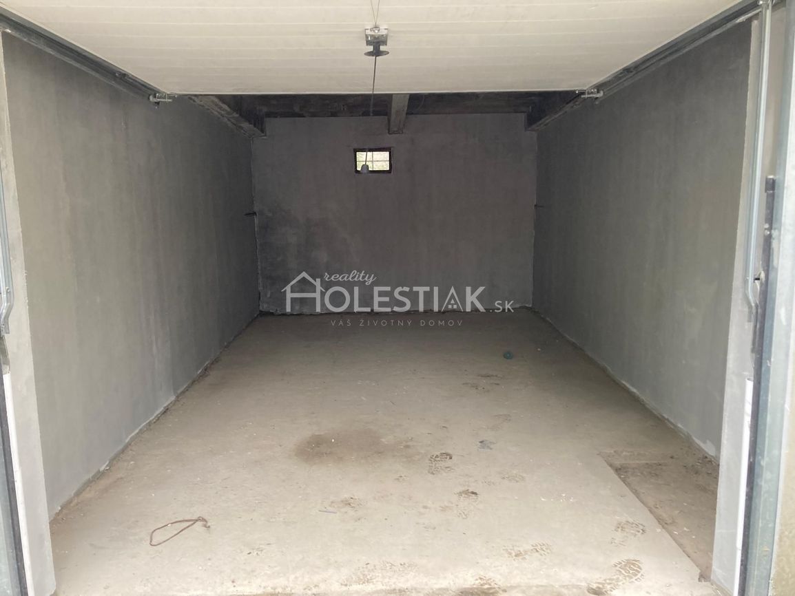 Predám garáž v centre mesta Čadca, iba u nás - 2