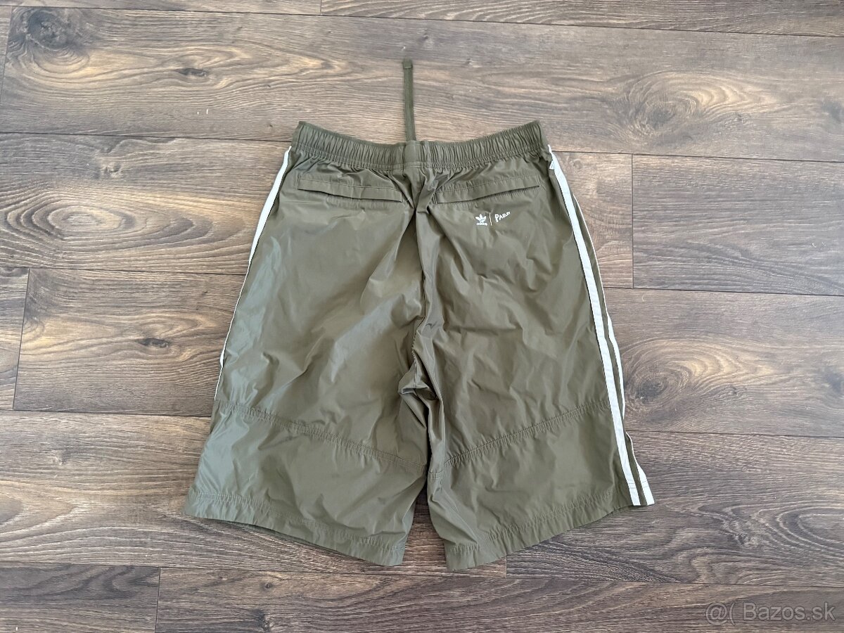 Adidas X Parley šortky - 2