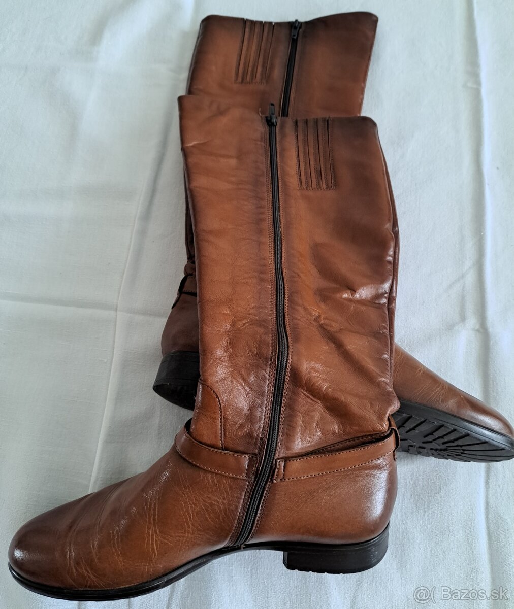 Hnedé kožené čižmy Baťa č. 42 - 2