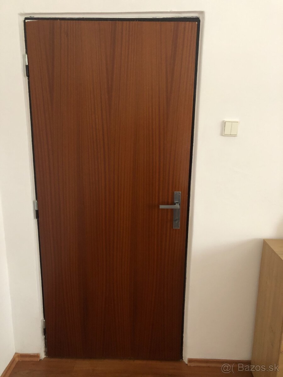 Predám dvere interiérové - 2