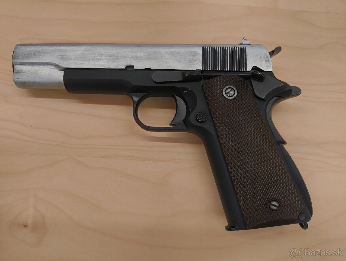 Airsoft pištoľ - 2