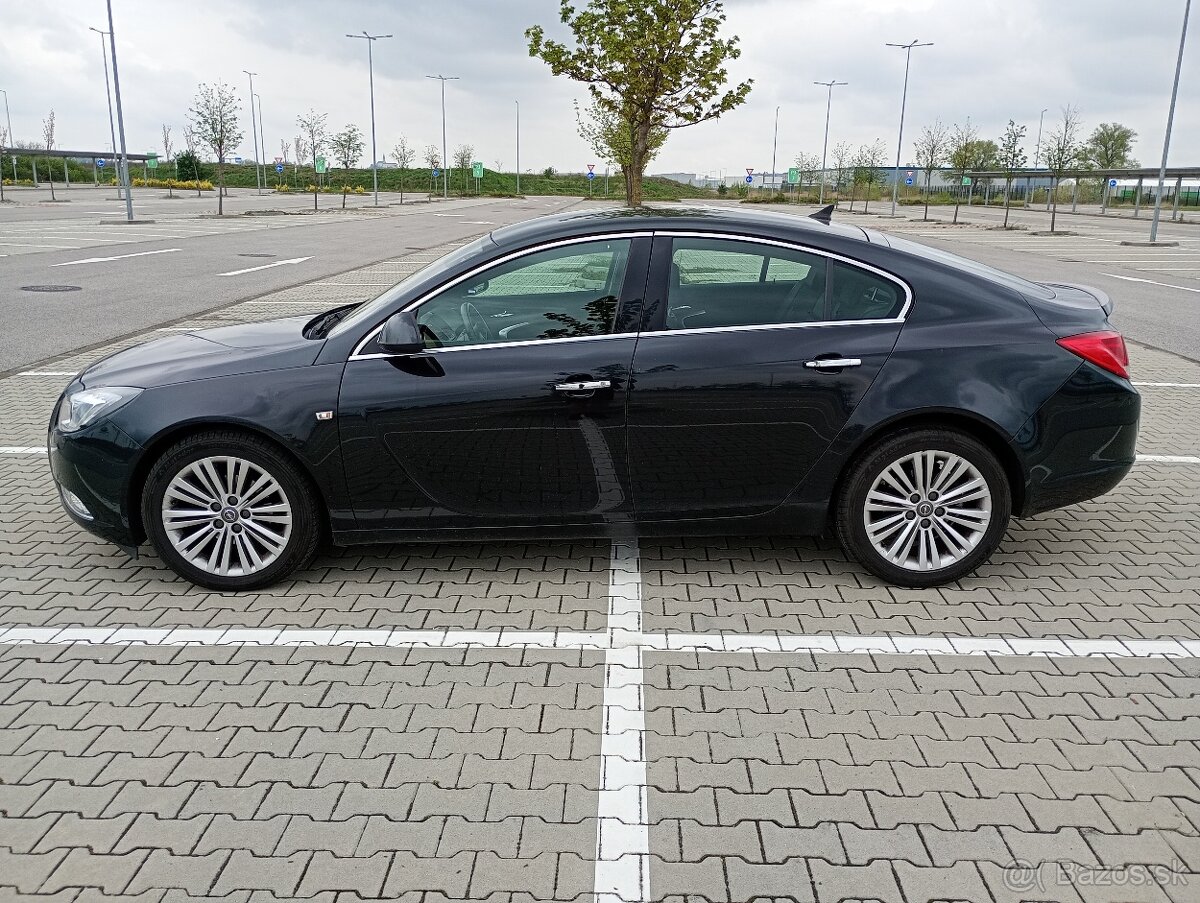 Opel Insignia 2.0 CDTI 160k Cosmo - 2