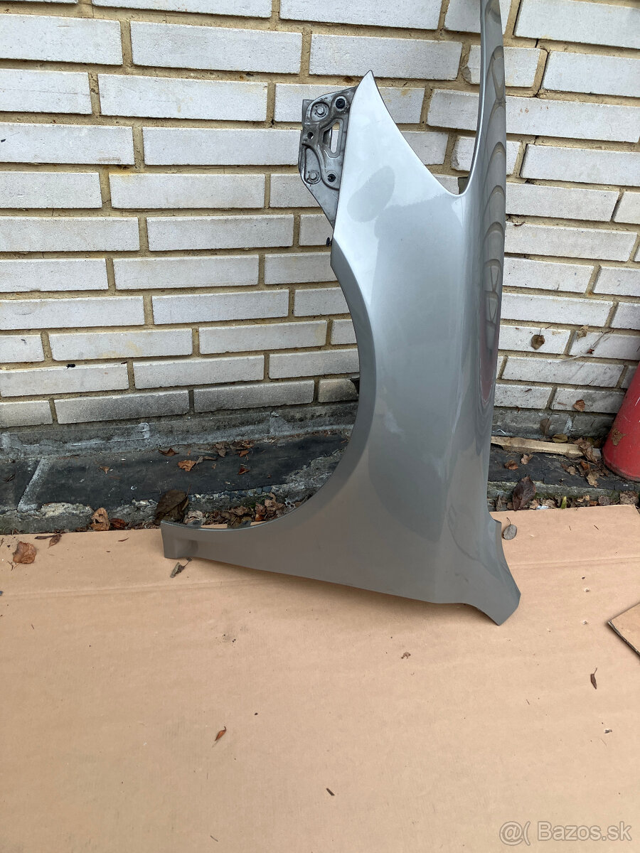 predni blatnik skoda octavia 2 II levy 9202 - 2