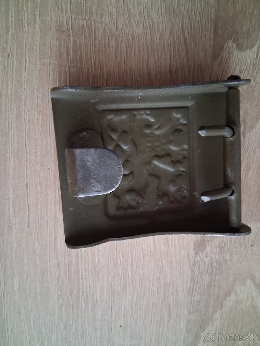 Predam vojensky opasok - 2