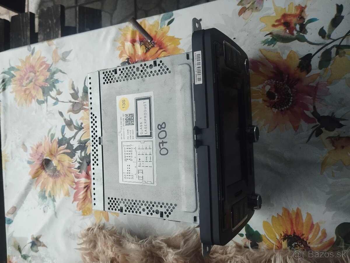 Autorádio škoda amundsen - 2