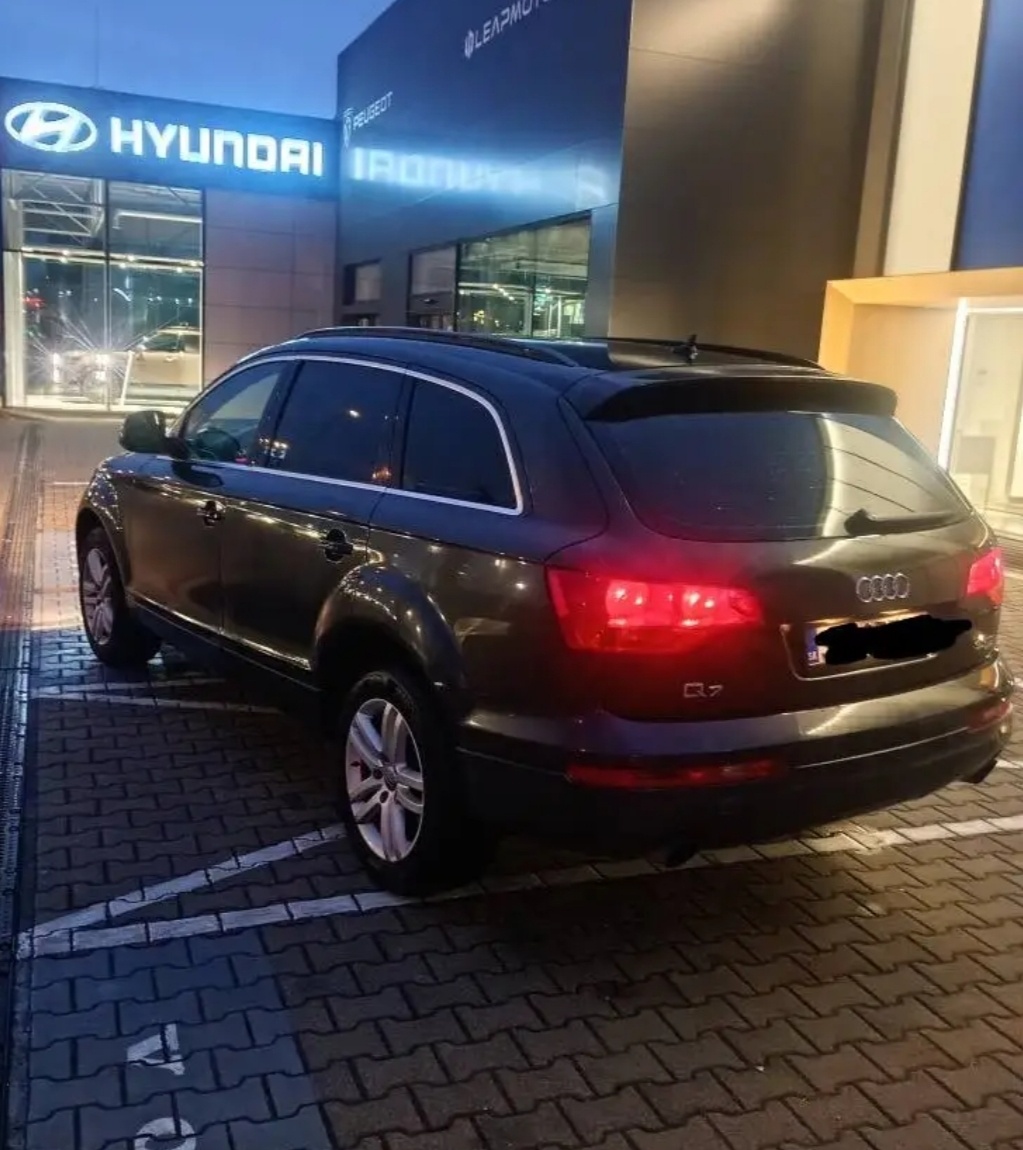 Audi Q7 - 2