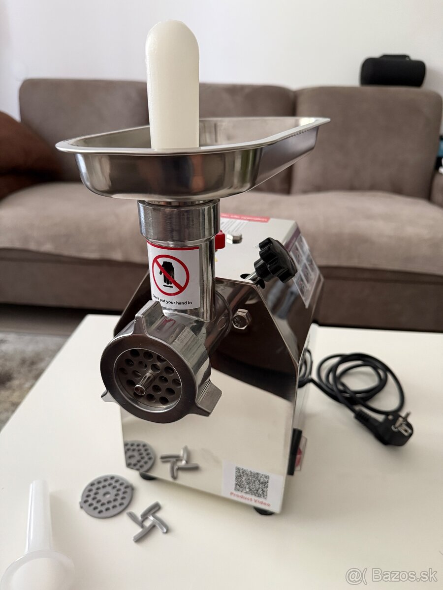 Elektricky mlyncek na maso 650W - 2